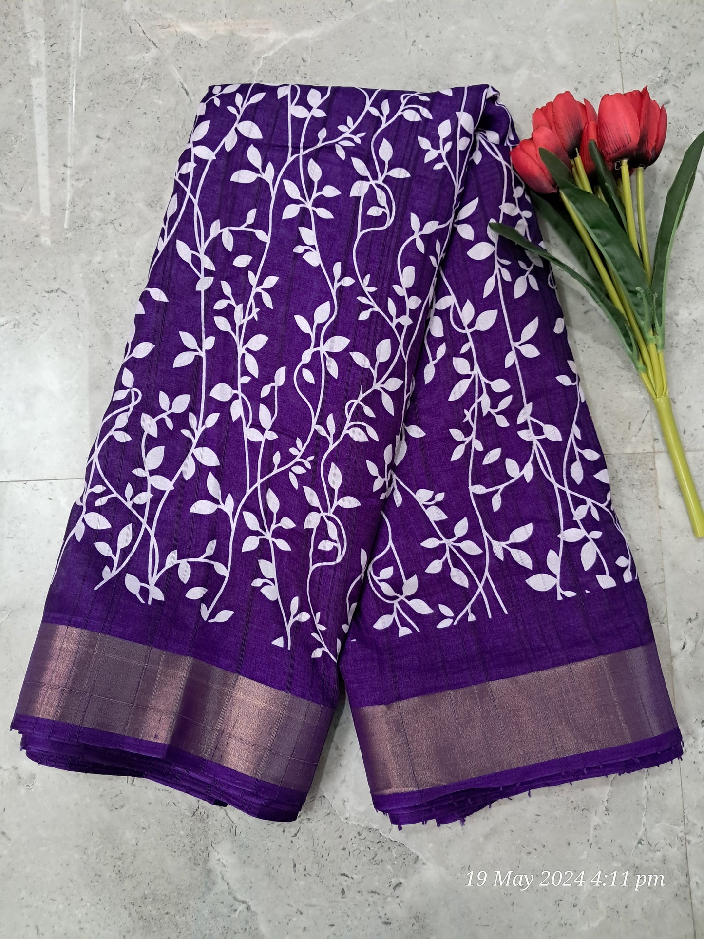 Dolasilk saree