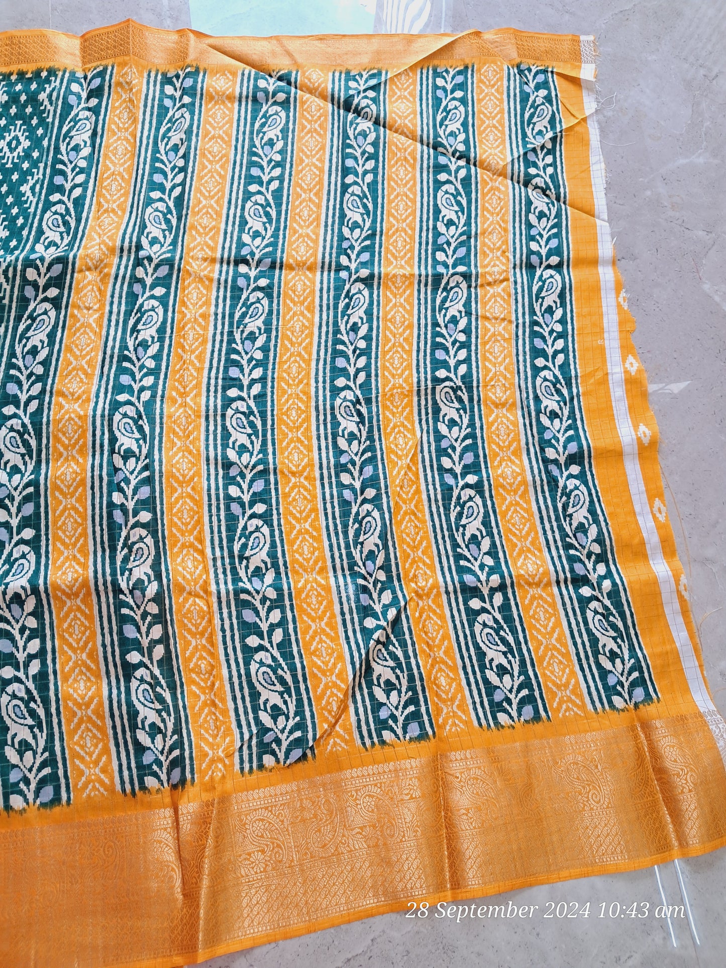 Mangalagiri checks sarees